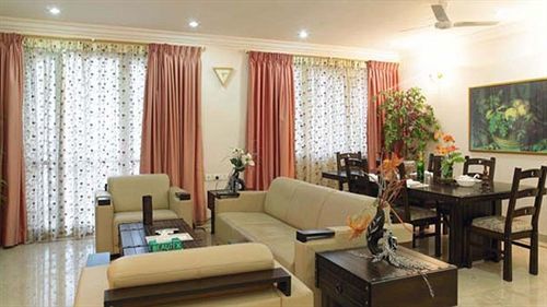 Ibc Hotels & Resorts Pvt. Ltd. Бангалор Екстериор снимка